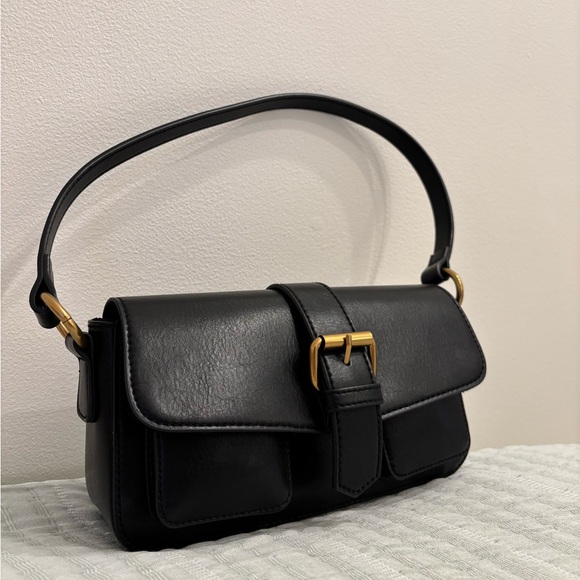 Brandy Melville leather purse - Picture 3 of 7